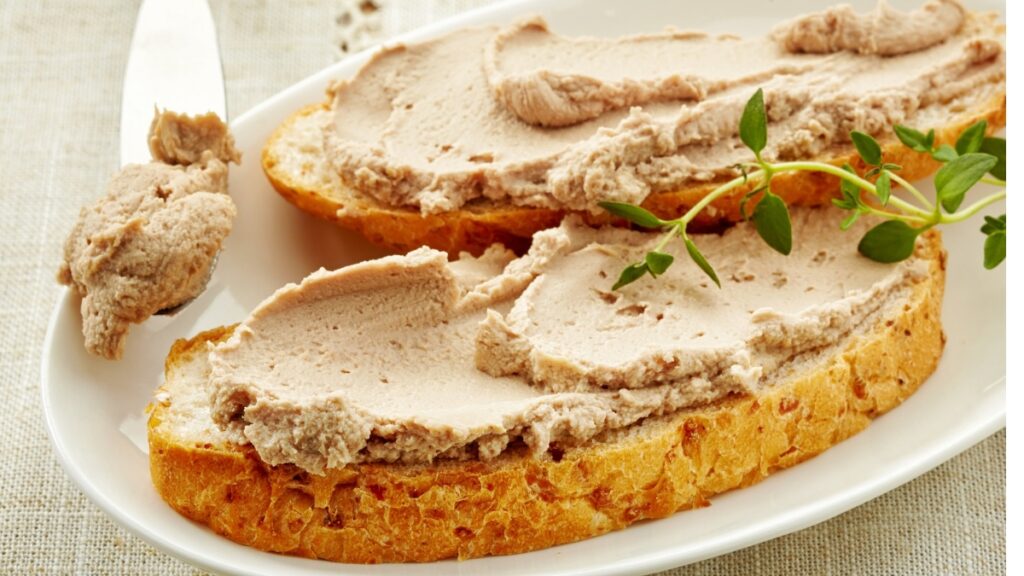 pate-de-frango-cremoso-e-opcao-pratica-para-lanches-da-semana