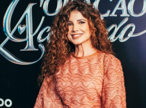 paula-fernandes-esbanja-simpatia-em-festa-de-nova-novela-da-globo.-veja-video