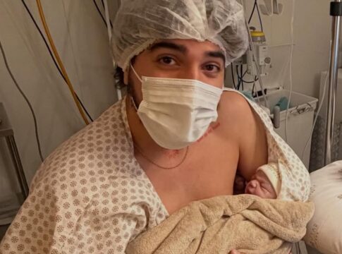 nattanzinho-serve-de-“cama”-para-zuza-e-baba:-“como-nao-se-apaixona?”.-assista-ao-video