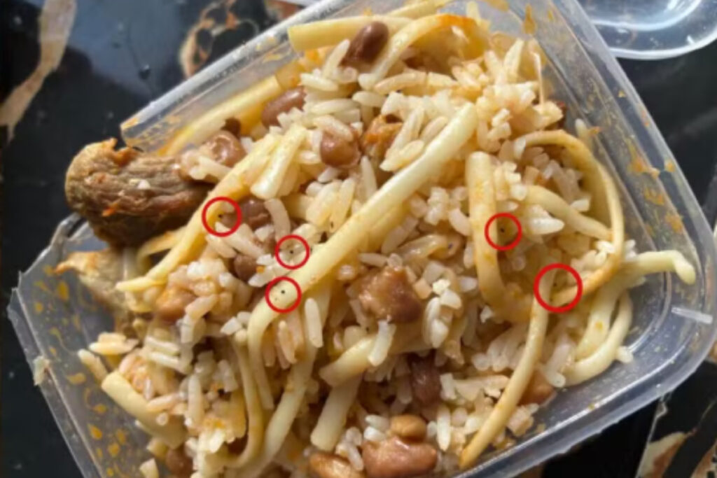 pais-desaprovam-namoro-e-filha-de-17-anos-poe-veneno-na-marmita-deles