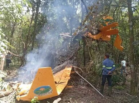 aeronave-de-pequeno-porte-cai-em-area-rural-no-interior-de-sao-paulo