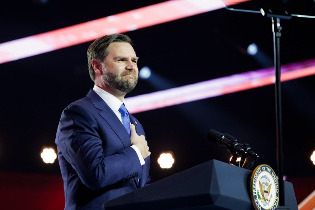 vance-diz-que-mulher-morta-por-agente-do-ice-“causou-a-propria-morte”