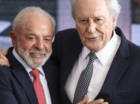 lewandowski-entrega-carta-de-demissao-do-ministerio-da-justica-a-lula