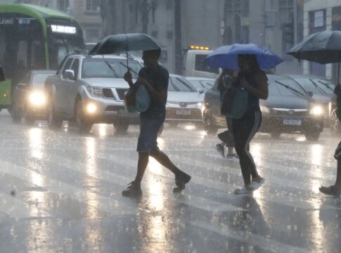 chuvas-fortes-causam-novas-enchentes-na-grande-sao-paulo