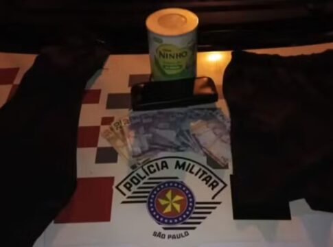 cofre-intimo:-casal-esconde-dinheiro-de-roubo-na-bunda-e-nos-seios