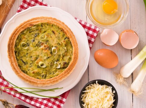 quiche-royale-classica-e-deliciosa-e-facil-de-fazer-para-o-lanche