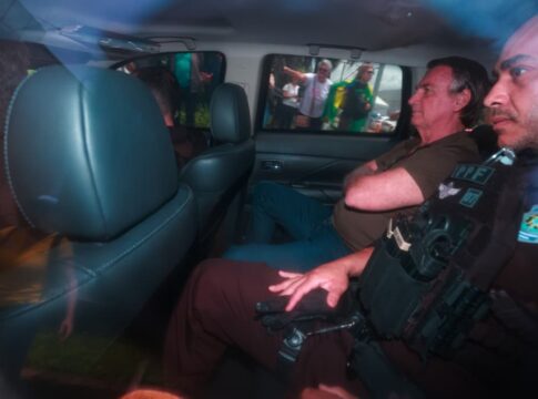 oposicao-estuda-“saida-legislativa”-para-bolsonaro-ir-para-domiciliar