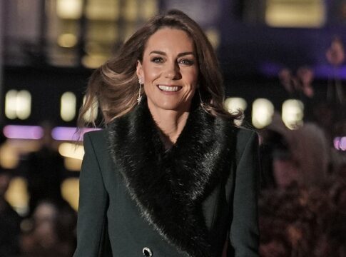 kate-middleton-completa-44-anos-e-fala-sobre-cura:-“paz-nas-lagrimas”.-video