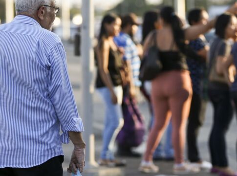 teto-de-pensionista-e-aposentado-do-inss-sobe-para-r$-8.475,55-em-2026