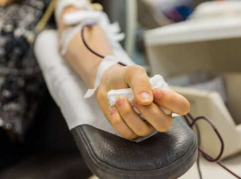 estoques-reduzidos:-secretaria-da-saude-pede-doacao-de-sangue-em-sp