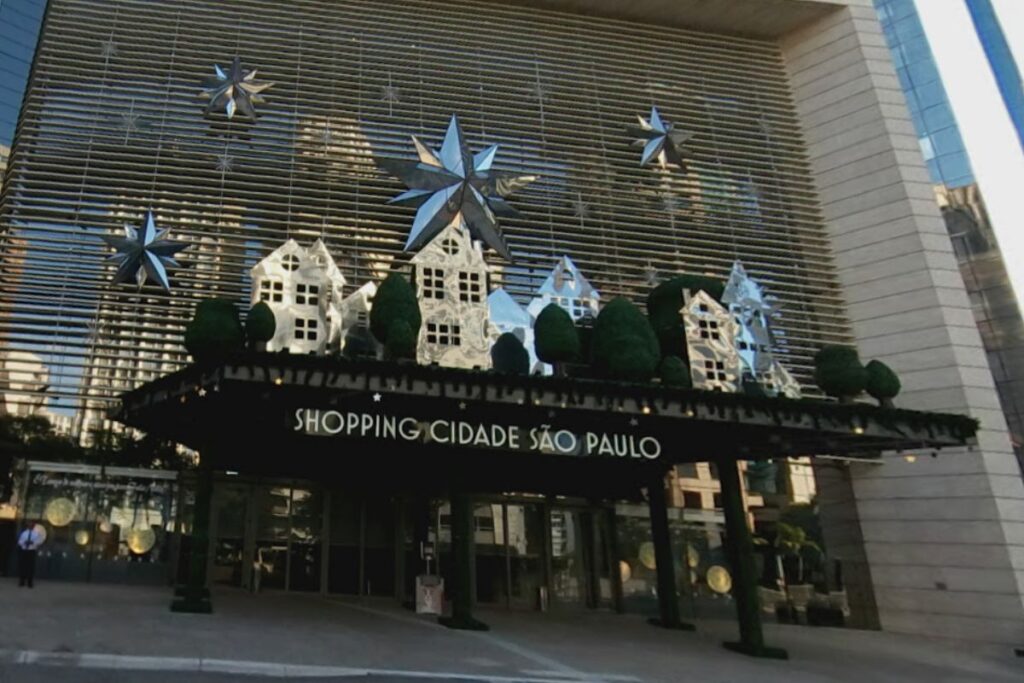 morte-na-paulista:-homem-de-52-anos-sofre-queda-de-escada-em-shopping