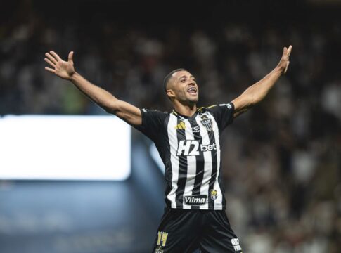 atletico-mg-confirma-contratacao-em-definitivo-do-zagueiro-vitor-hugo