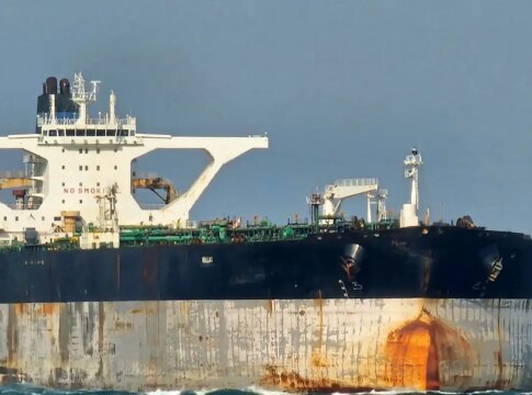 venezuela-anuncia-retorno-de-navio-petroleiro-em-operacao-com-eua