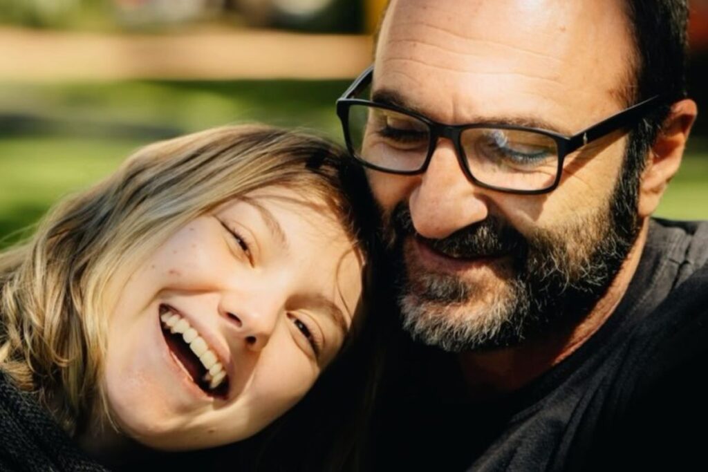 pai-de-isabel-veloso-emociona-web-com-despedida:-“respira-por-mim”