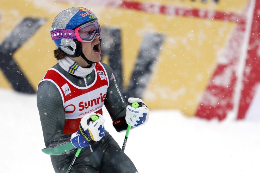 lucas-pinheiro-e-prata-no-slalom-gigante-da-copa-do-mundo-de-esqui