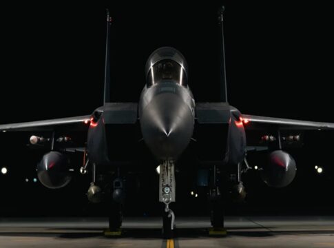 eua-realiza-ataques-aereos-em-“larga-escala”-na-siria