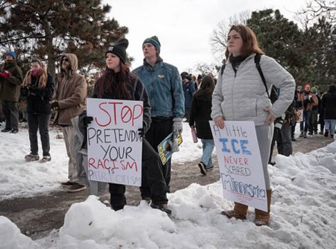 milhares-protestam-em-minneapolis-apos-morte-de-mulher-pelo-ice