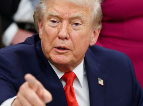 trump-diz-que-estados-unidos-“estao-prontos-para-ajudar-o-ira”