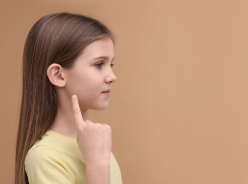 criancas-aprendem-mesmo-quando-parecem-distraidas,-mostra-estudo