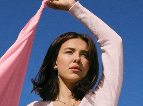 atriz-de-stranger-things-lanca-marca-em-colaboracao-com-walmart