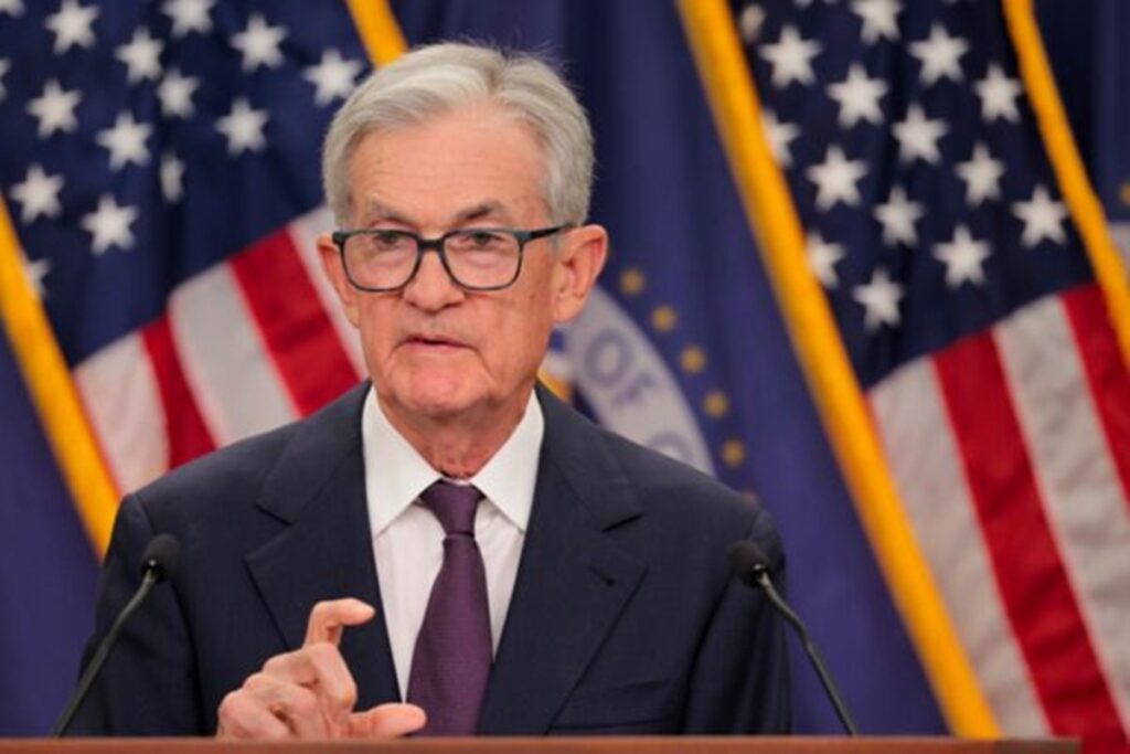 eua:-procuradores-abrem-investigacao-criminal-contra-presidente-do-fed