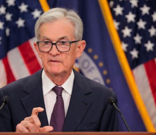 eua:-procuradores-abrem-investigacao-criminal-contra-presidente-do-fed