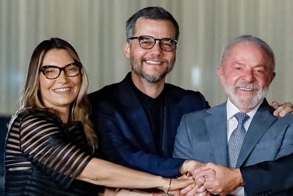 lula-lembra-encontro-com-wagner-moura-ao-celebrar-vitorias-no-globo-de-ouro
