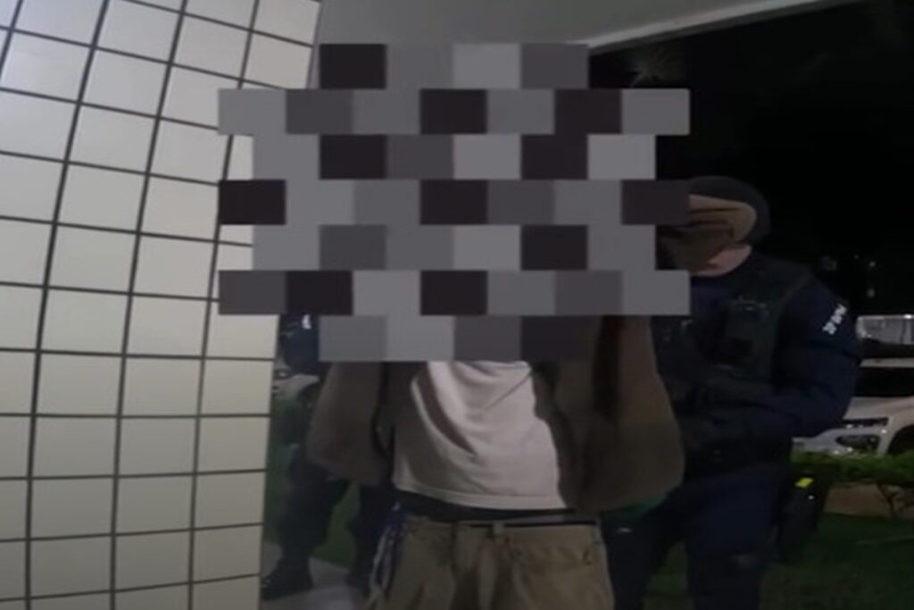 trafico-no-pilotis:-morador-da-asa-norte-e-preso-vendendo-skunk.-veja-video