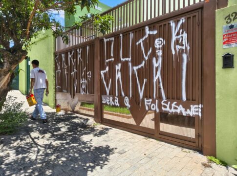 “sera-que-foi-suzane?”-veja-pichacao-na-casa-onde-tio-foi-achado-morto
