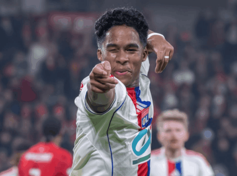 endrick-faz-historia-ao-marcar-pelo-lyon-em-estreia;-veja