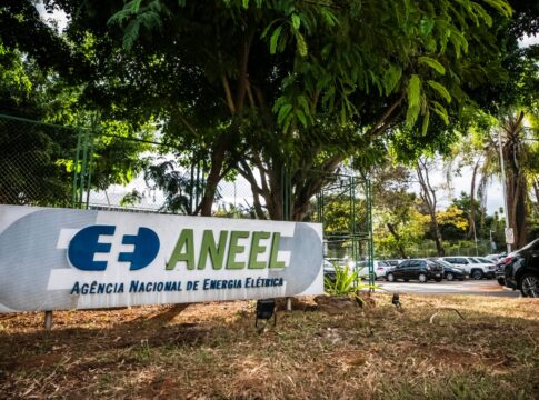 apos-ato-de-lula,-aneel-diz-que-“cobra”-melhorias-da-enel-sobre-apagao