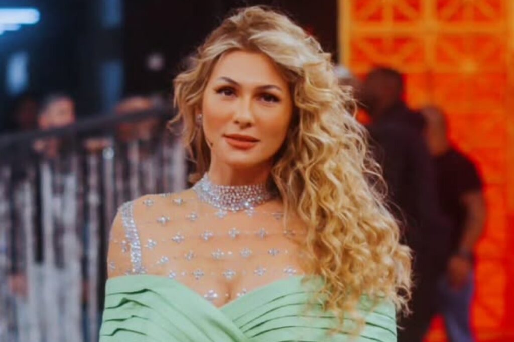 livia-andrade-troca-treinos-por-procedimento-estetico-no-bumbum