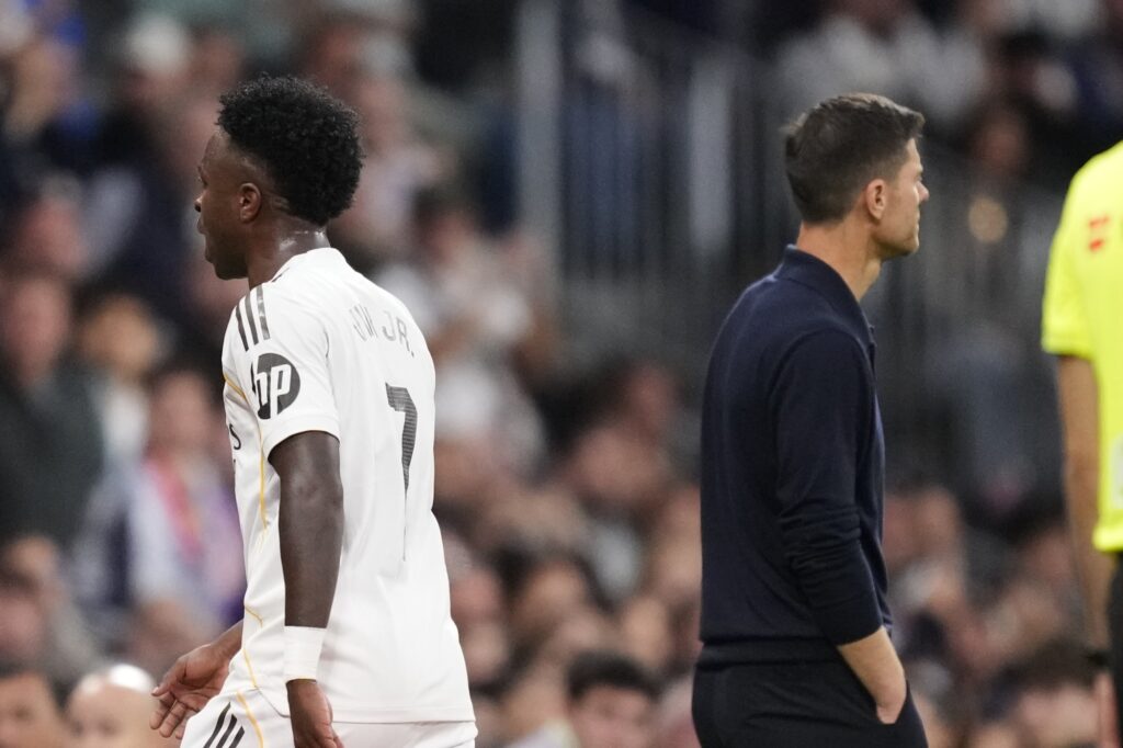 vini-jr.-toma-atitude-apos-saida-de-xabi-alonso-do-real-madrid