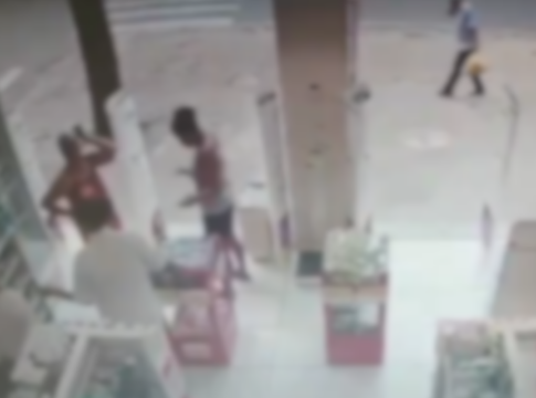 justica-manda-indenizar-mulher-negra-acusada-injustamente-de-furto