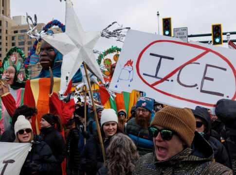 conheca-o-ice:-policia-migratoria-de-trump-alvo-de-protestos-nos-eua