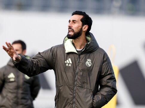 novo-tecnico-do-real-madrid,-arbeloa-afasta-polemicas-sobre-vini-jr.