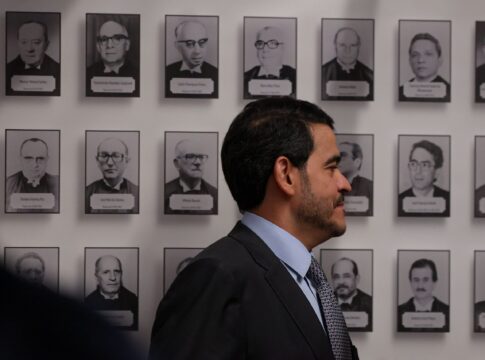 como-foi-o-jantar-do-chefe-da-ccj-com-indicado-de-lula-ao-stf