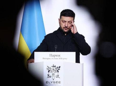 zelensky-apoia-protestos-no-ira-e-diz-que-regime-“nao-merece-existir”