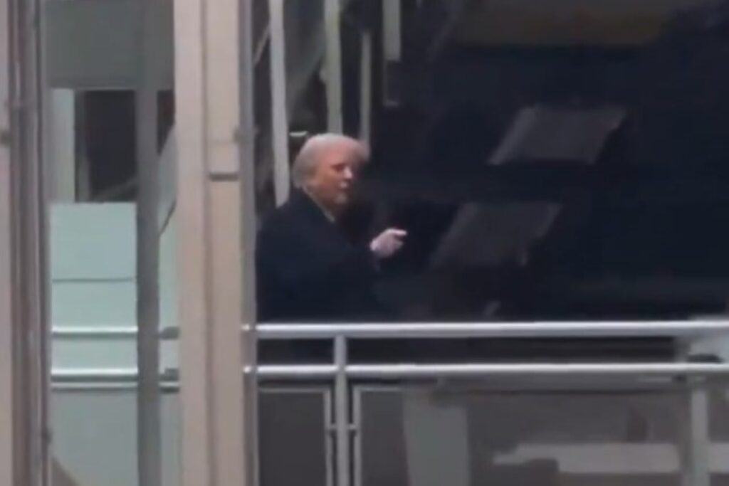 trump-reage-agressivamente-apos-ser-chamado-de-protetor-de-pedofilos.-video