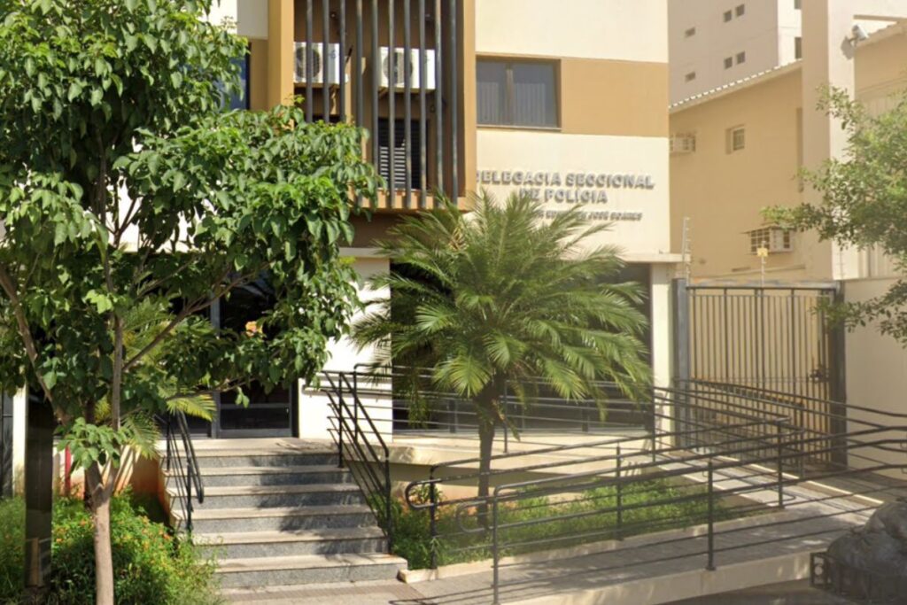 morador-reage-a-assalto-e-domina-criminoso-com-golpe-de-jiu-jitsu