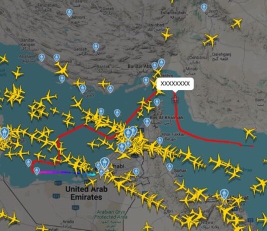 em-meio-a-tensoes,-aviao-da-marinha-dos-eua-faz-voo-proximo-ao-ira