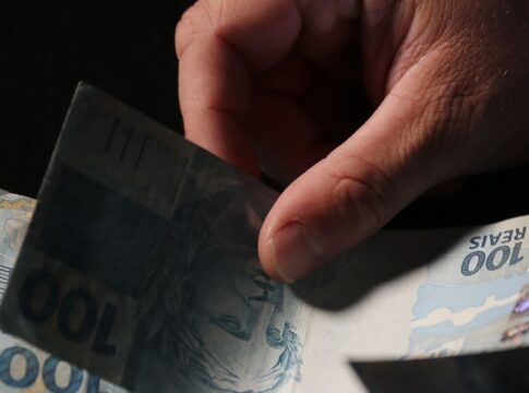 lei-do-salario-minimo,-que-faz-90-anos,-organizou-relacoes-de-trabalho