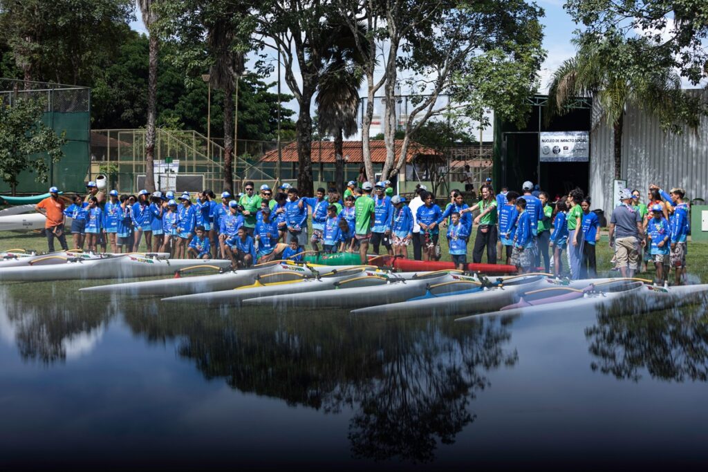 projeto-social-filhos-da-nacao-usa-canoagem-para-mudar-historia-de-criancas-vulneraveis