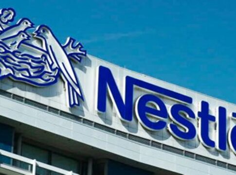 vigilancia-sanitaria-notifica-farmacias-do-df-sobre-formula-contaminada-da-nestle