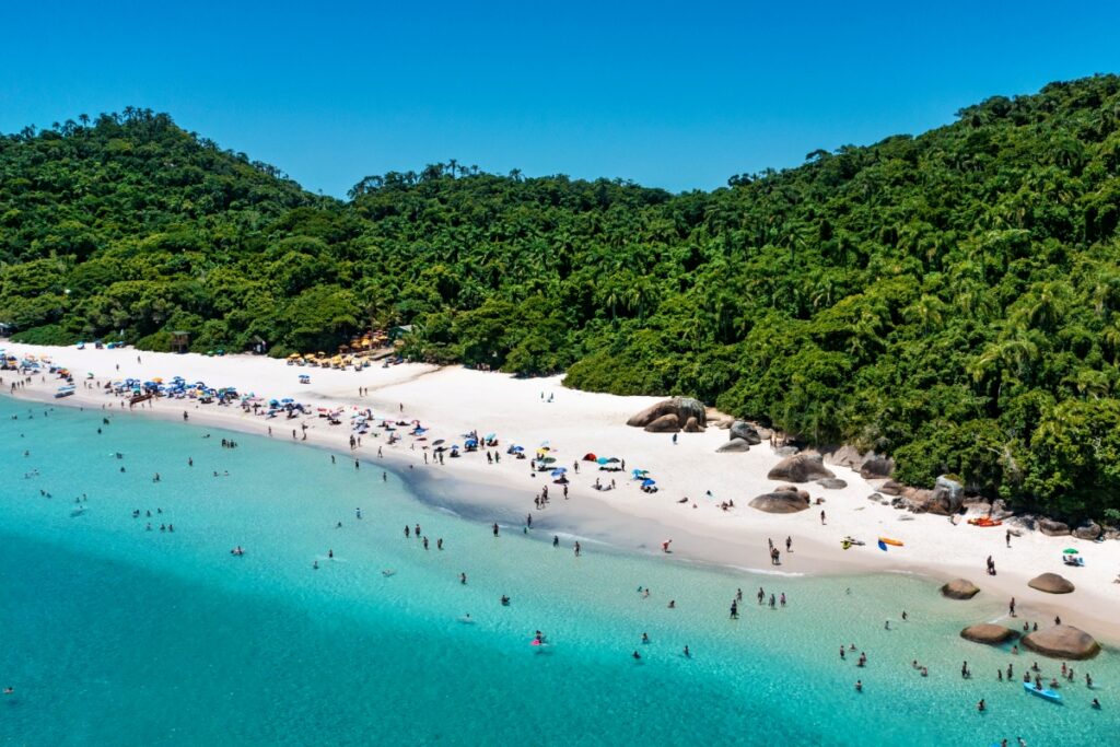 “caribe-catarinense”-registra-queda-historica-no-numero-de-visitantes