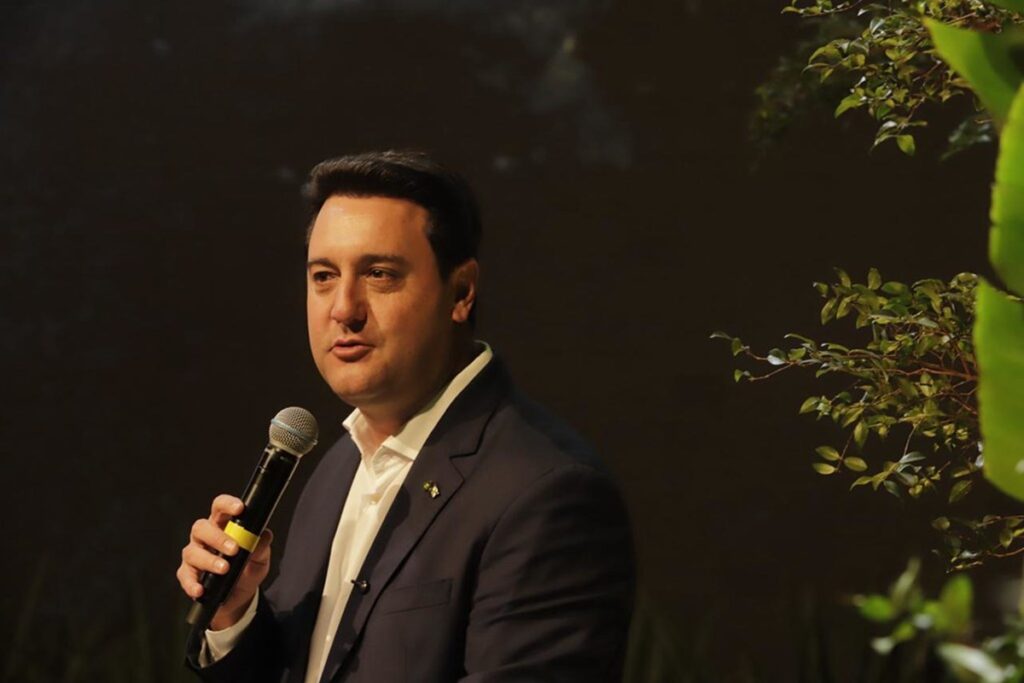 as-reunioes-em-que-kassab-e-ratinho-jr.-acertaram-a-candidatura