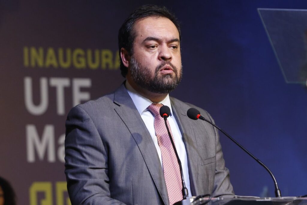 “ou-vai-preso,-ou-vai-ter-cpf-cancelado”,-diz-castro-apos-operacao-contra-o-cv