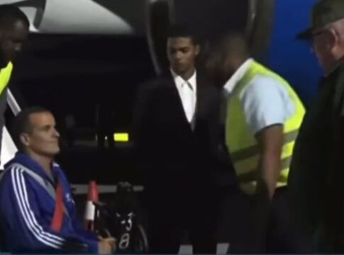 militares-feridos-em-ataque-dos-eua-a-venezuela-desembarcam-em-cuba.-veja-video