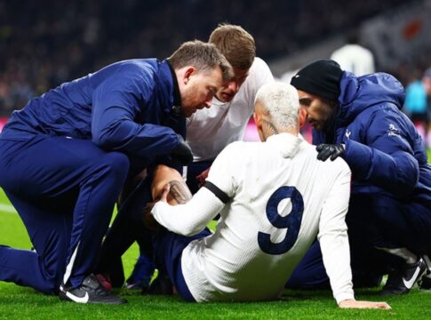 richarlison-sofre-lesao-e-ficara-fora-por-ate-sete-semanas;-confira