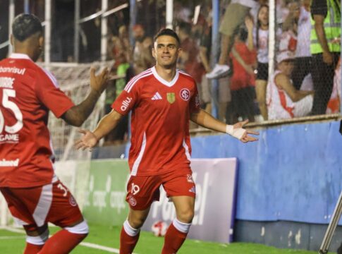 internacional-goleia-monsoon-e-reassume-lideranca-no-campeonato-gaucho